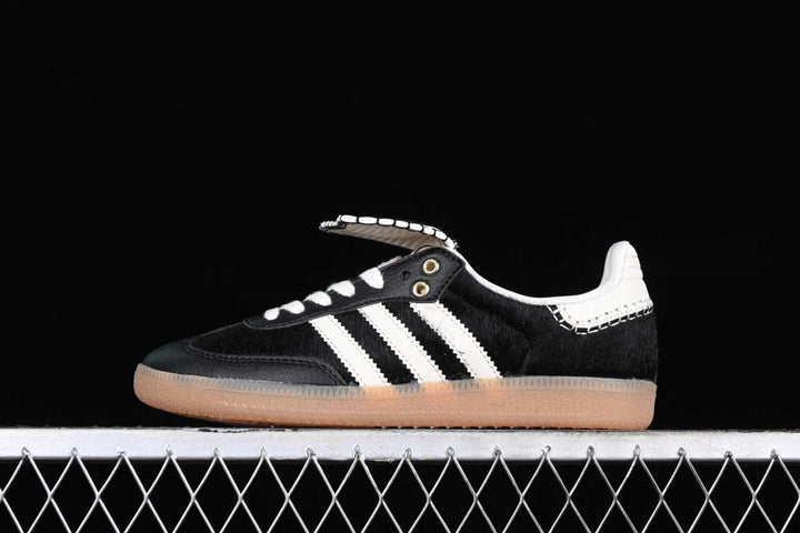 NoirBonner® – Pony Hair Tonal Luxe Sneaker